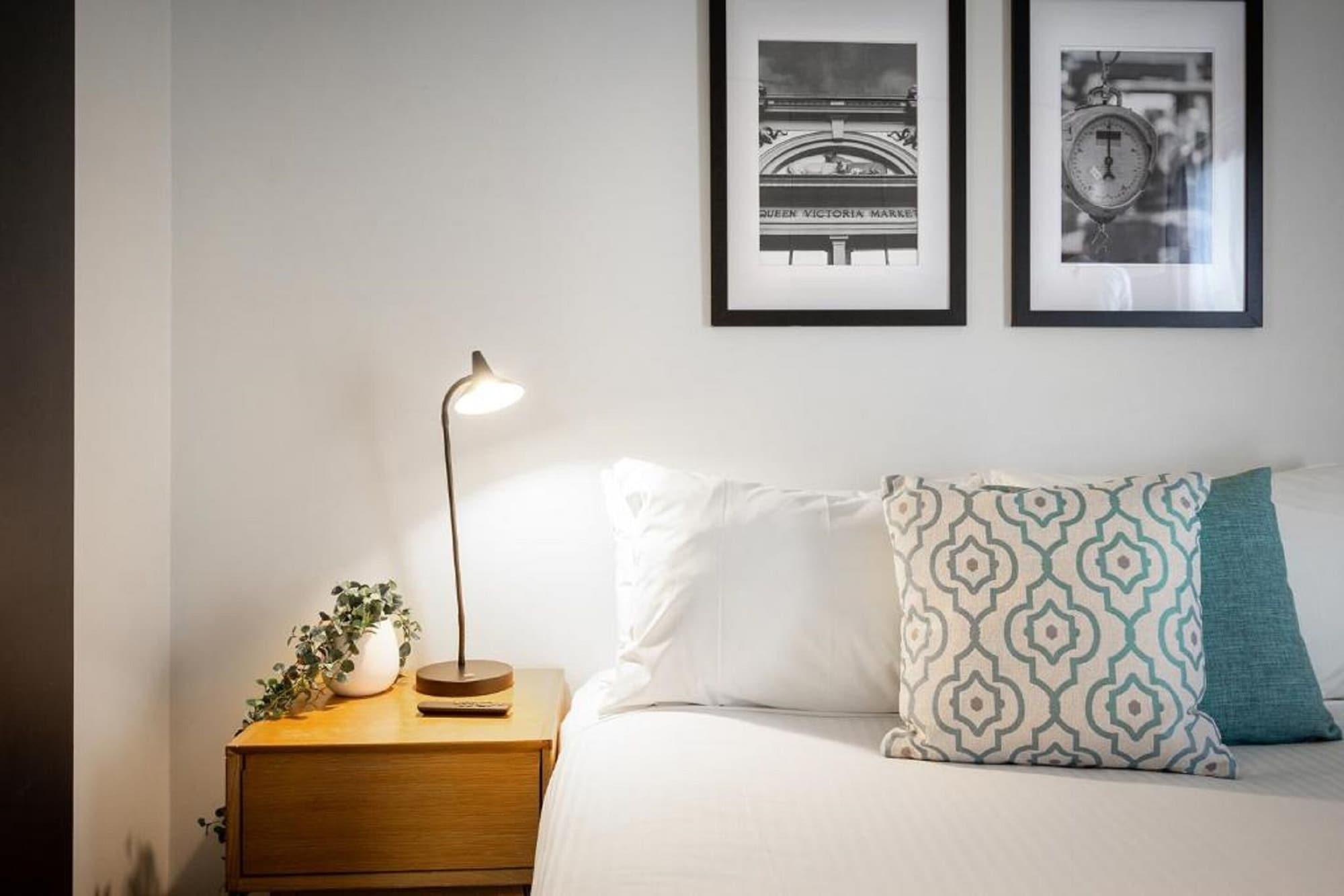 City Edge North Melbourne Apartment Hotel Экстерьер фото