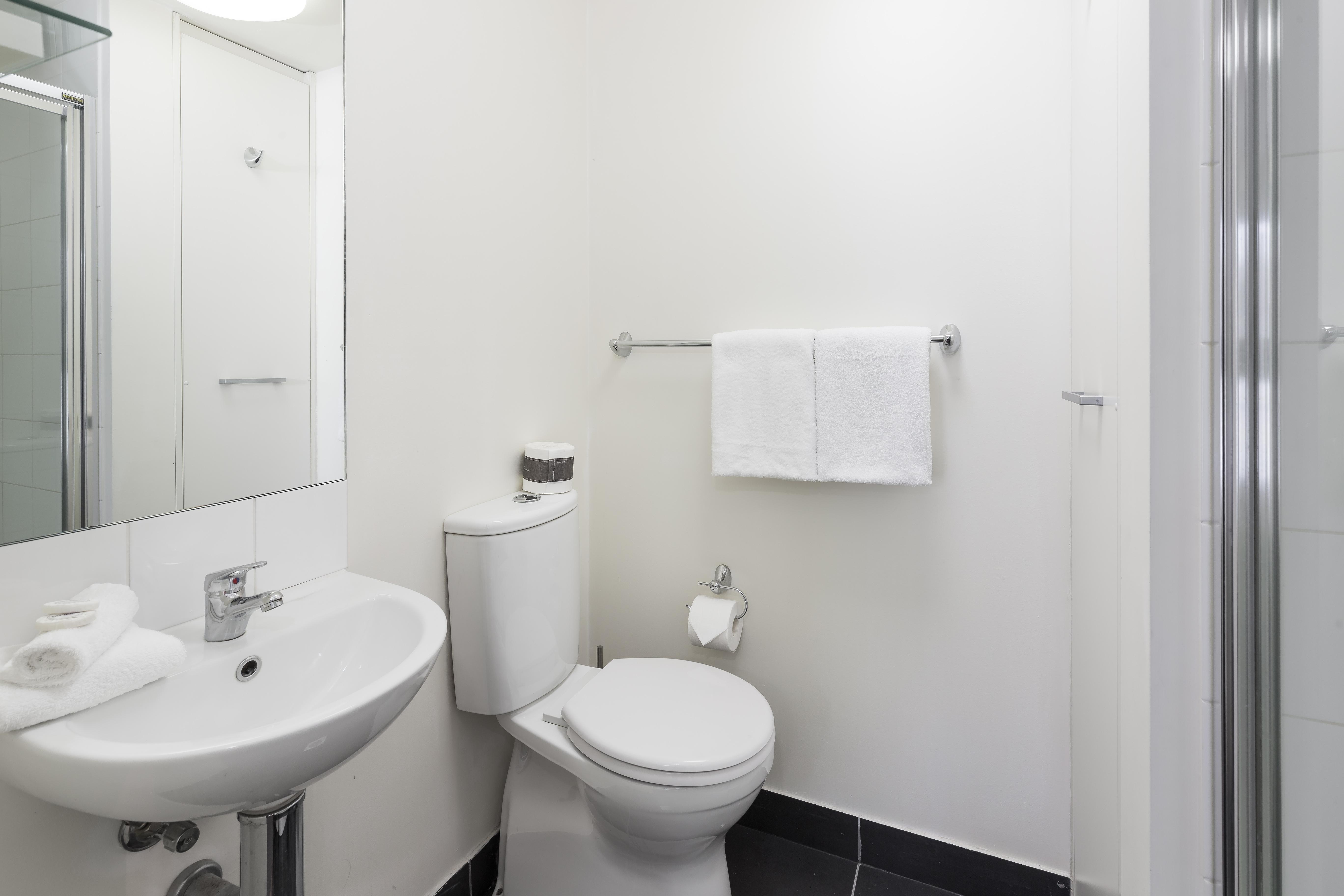 City Edge North Melbourne Apartment Hotel Экстерьер фото