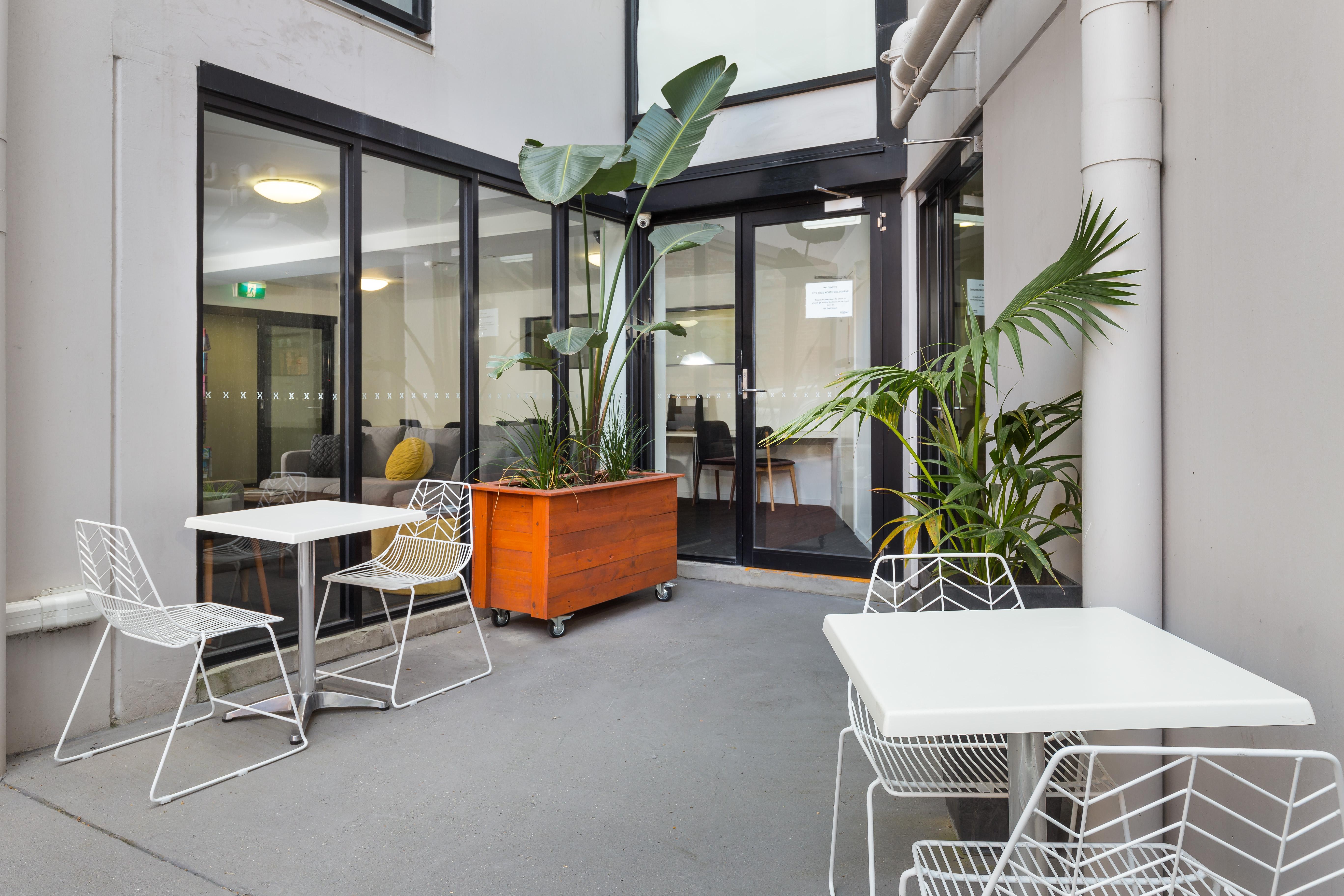 City Edge North Melbourne Apartment Hotel Экстерьер фото