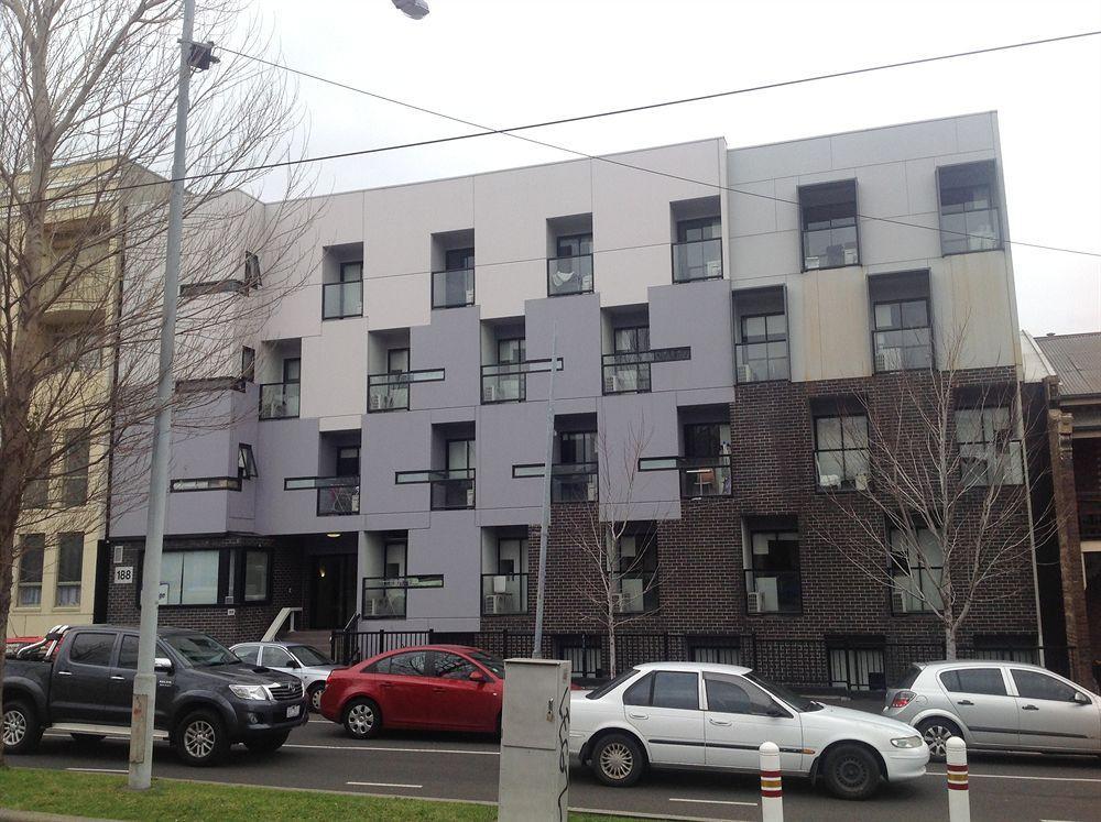 City Edge North Melbourne Apartment Hotel Экстерьер фото