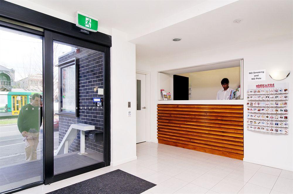 City Edge North Melbourne Apartment Hotel Экстерьер фото