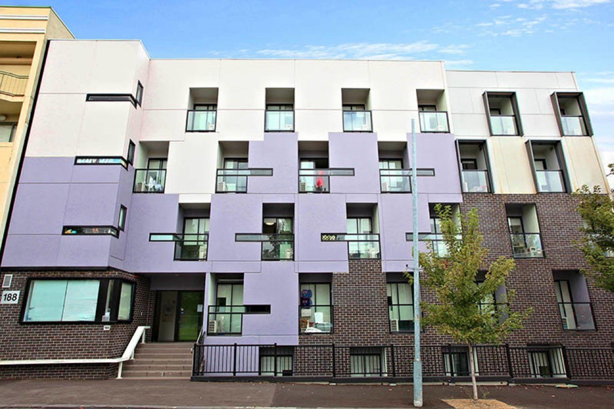 City Edge North Melbourne Apartment Hotel Экстерьер фото
